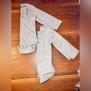 Cloud Island Gray Long Sleeve Bodysuits